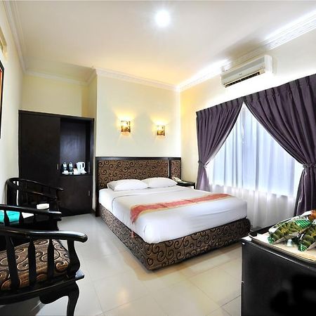 Gaja Hotel Пеканбару Екстер'єр фото