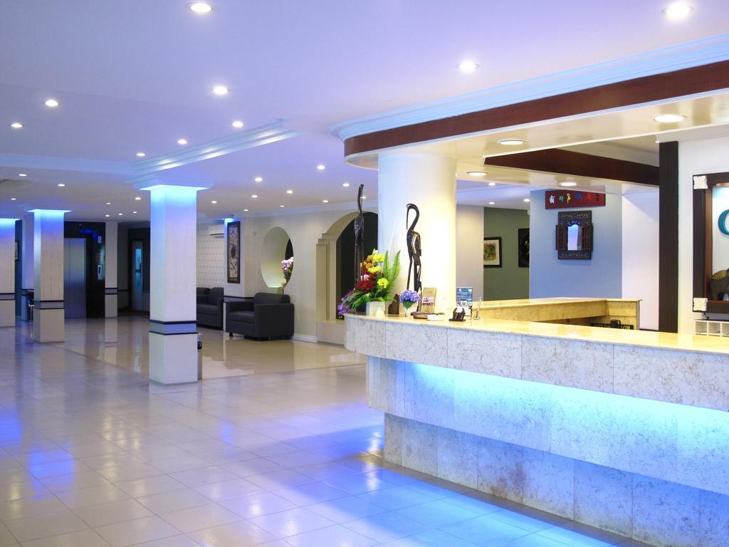 Gaja Hotel Пеканбару Екстер'єр фото