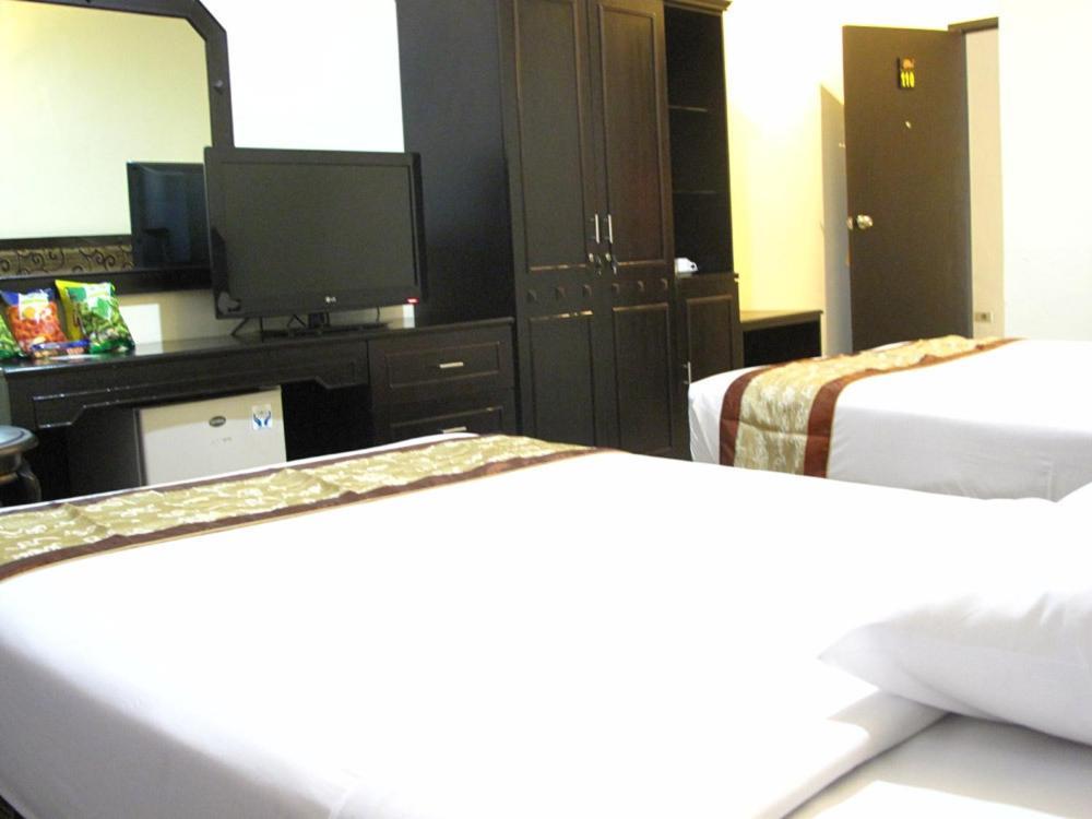 Gaja Hotel Пеканбару Номер фото